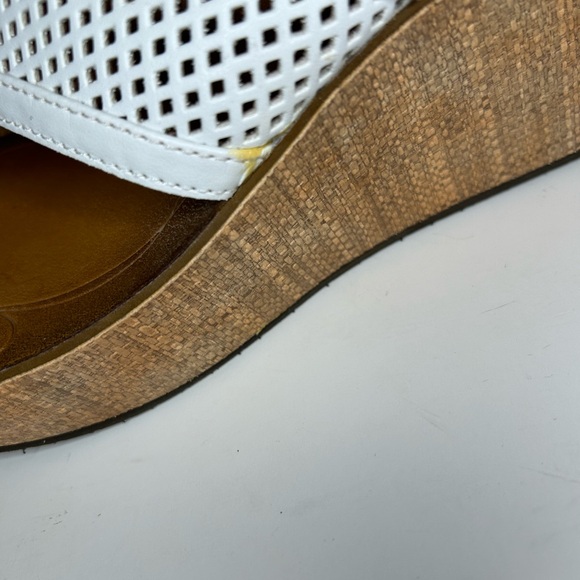 Clark’s Collection Platform Open Toe Wedge Sandal Size 8.5 - Picture 4 of 13